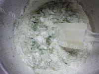 自制抹茶奶油蛋糕卷做法图解3)