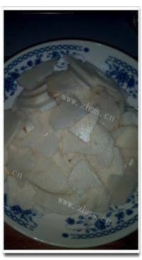 家常菜青椒炒地瓜做法图解2)