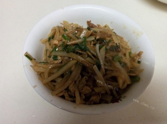 香喷喷的土豆丝炒肉