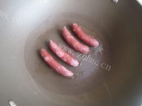 美味的果味黑椒脆皮肠做法图解16)
