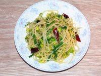 秀色可餐的素炒豆芽