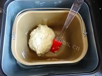 美味的庞多米鸡蛋三明治做法图解3)