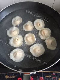 可口的虾饺做法图解7)