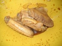 可口的炸鸡翅做法图解2)