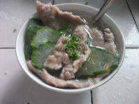 美味的黄瓜肉片汤