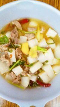 家常菜牛肉炖萝卜