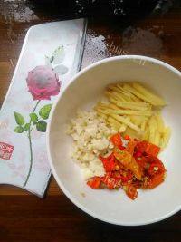 家常菜芹菜炒牛肉做法图解3)