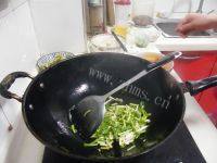 「DIY美食」西红柿炒鸡蛋做法图解8)