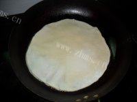 「首发」煎饼果子做法图解5)