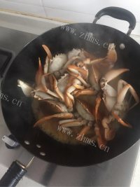 海鲜煎蟹做法图解5)