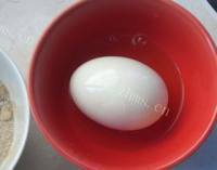 腌缠丝鸭蛋做法图解5)