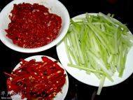 泡椒牛肉丝自制做法图解1)