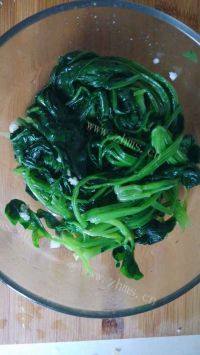 家常菜凉拌菠菜