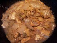味道不错的白菜炖豆腐做法图解11)