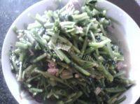 家常菜芹菜肉片