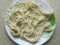 喷香的红烧牛肉面做法图解5)