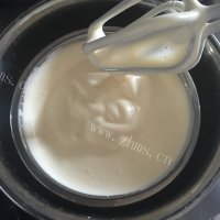喷香的黑森林蛋糕做法图解4)
