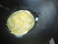 自己做的火腿肠蛋炒饭做法图解6)
