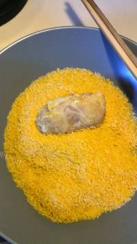可口的培根芝士鸡肉卷做法图解12)