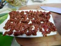 美味的香辣牙签肉做法图解9)