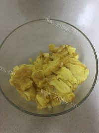 家常菜角瓜炒蛋做法图解1)