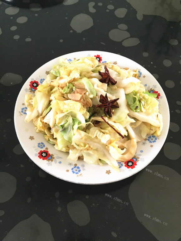 回味无穷的手撕包菜