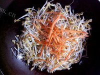 家常菜素炒豆芽做法图解3)