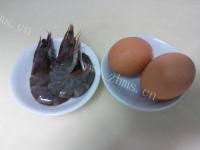 美味佳肴般的虾仁鸡蛋羹做法图解1)