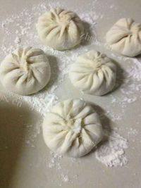 自己做的鲜肉包做法图解10)