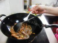 美味的啤酒虾做法图解9)