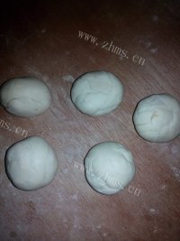 自制芝麻饼做法图解3)