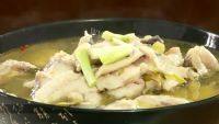 家常菜酸菜鱼做法图解5)