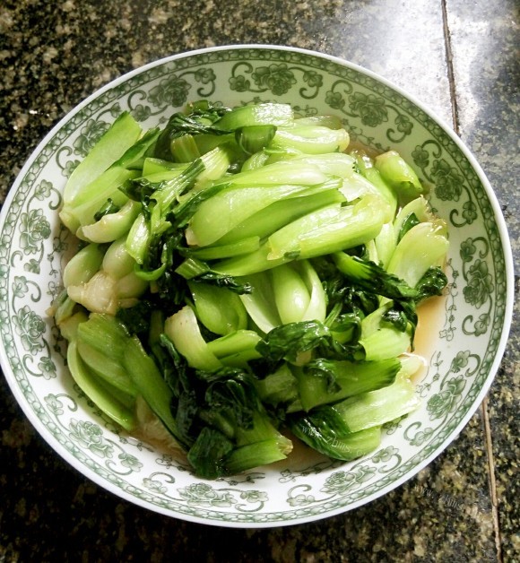 清热解烦清炒小白菜