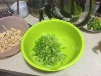 家常菜芹菜炒豆皮做法图解1)