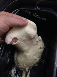 自制蜜豆小餐包做法图解1)