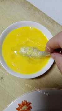 美味的黄金蝴蝶虾做法图解6)