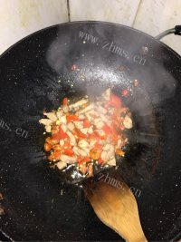 简单版芹菜炒肉做法图解3)