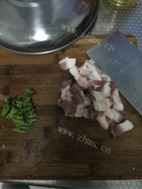 好吃的土豆茄子炖肉做法图解2)