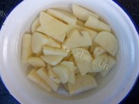 家常洋葱番茄烩土豆做法图解1)