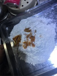 香气浓郁的南瓜饼做法图解4)