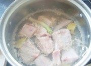 美味的香菇排骨煲做法图解2)
