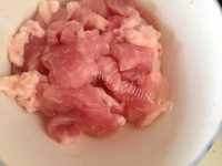 喷香的茄子炒肉做法图解2)