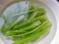 口舌生香的芹菜猪肉水饺做法图解8)