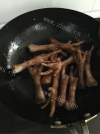 美味的香辣鸡爪做法图解8)