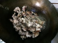 家常菜栗子焖鸡做法图解4)