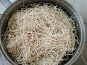 美味的卤面条做法图解1)