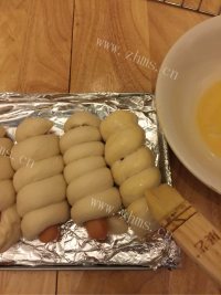 好吃不腻的热狗面包做法图解8)