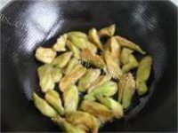 香飘十里的红烧茄子做法图解9)