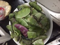清炒豌豆做法图解1)