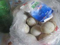 美味的腌咸鸭蛋做法图解1)